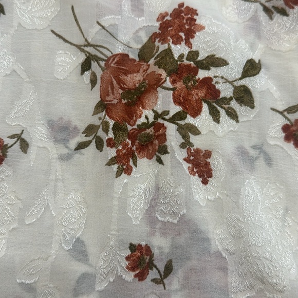 RED DRESS floral blouse with bow tie in the back. Never worn. - Picture 4 of 4